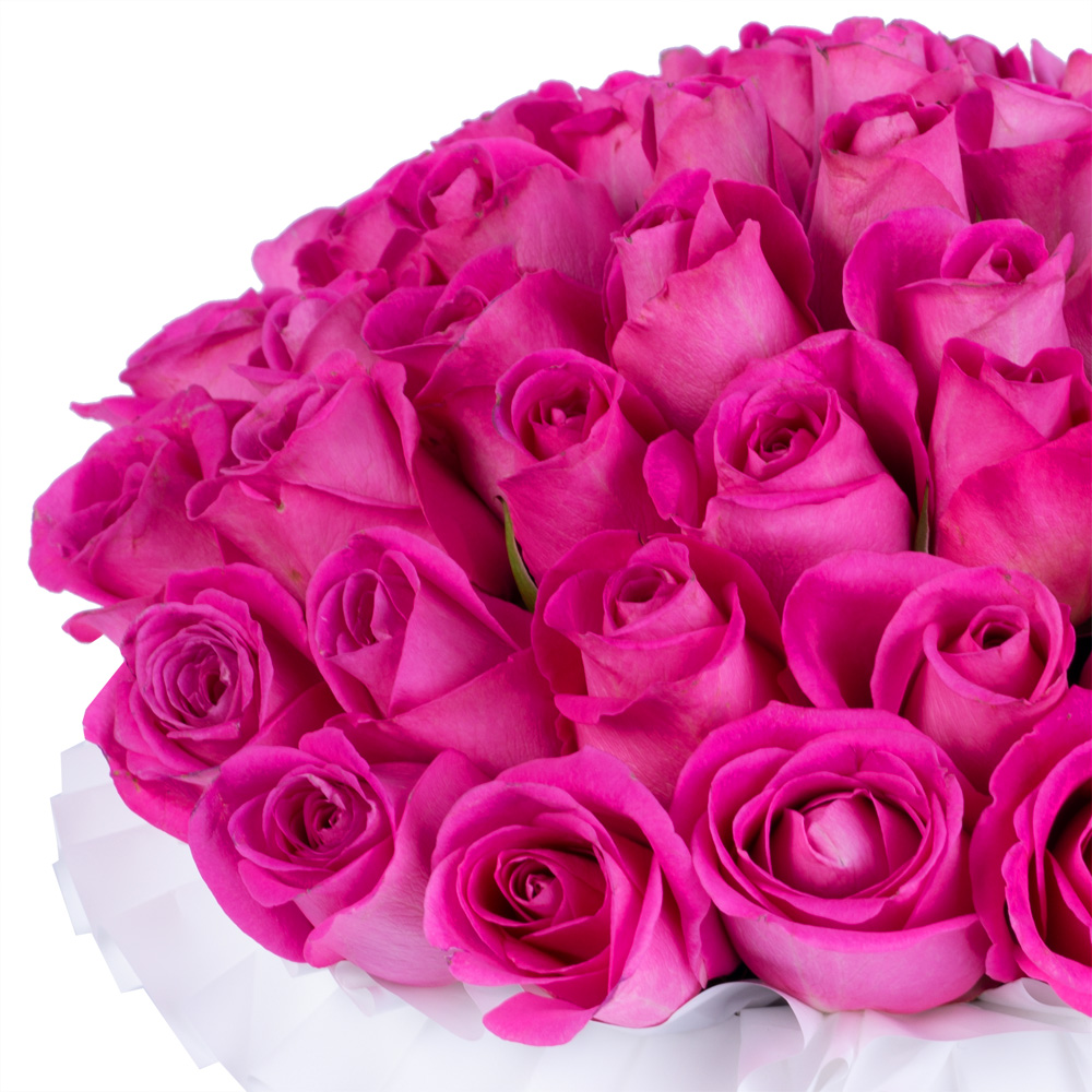 Букет из 35 розовых роз в кремовой шляпной коробке