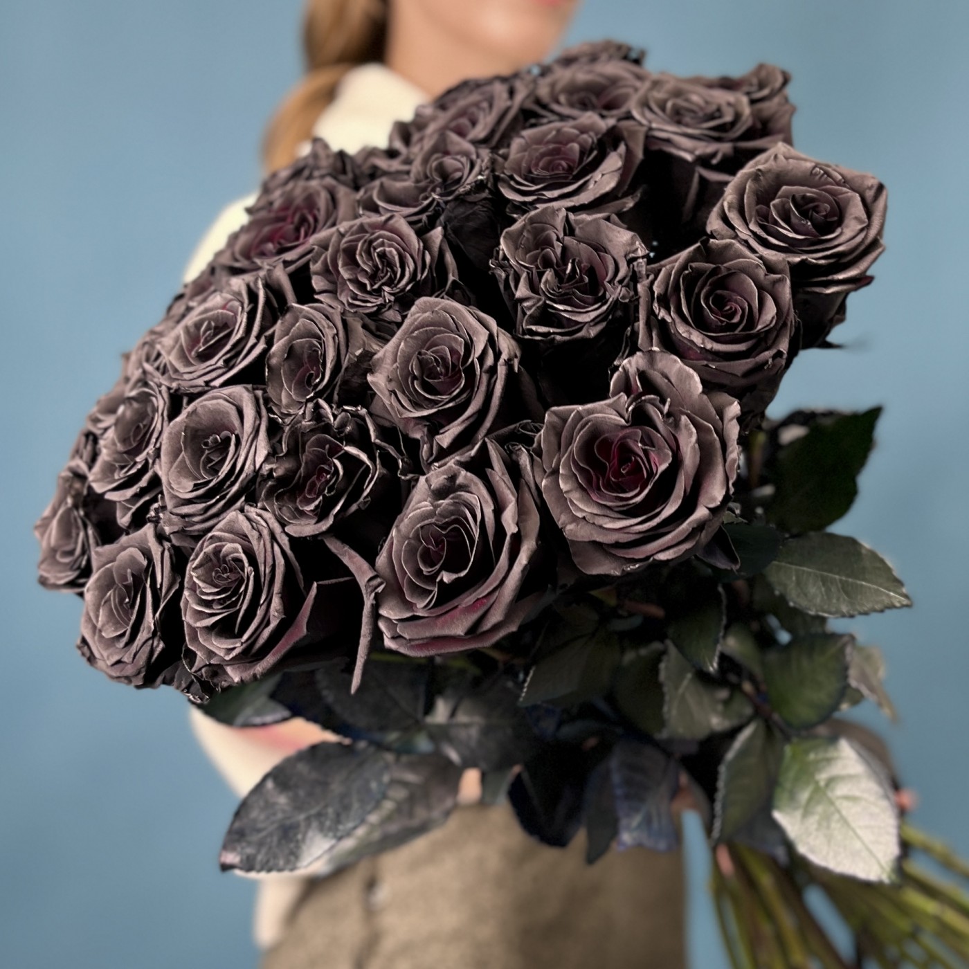 Букет из 35 черных роз